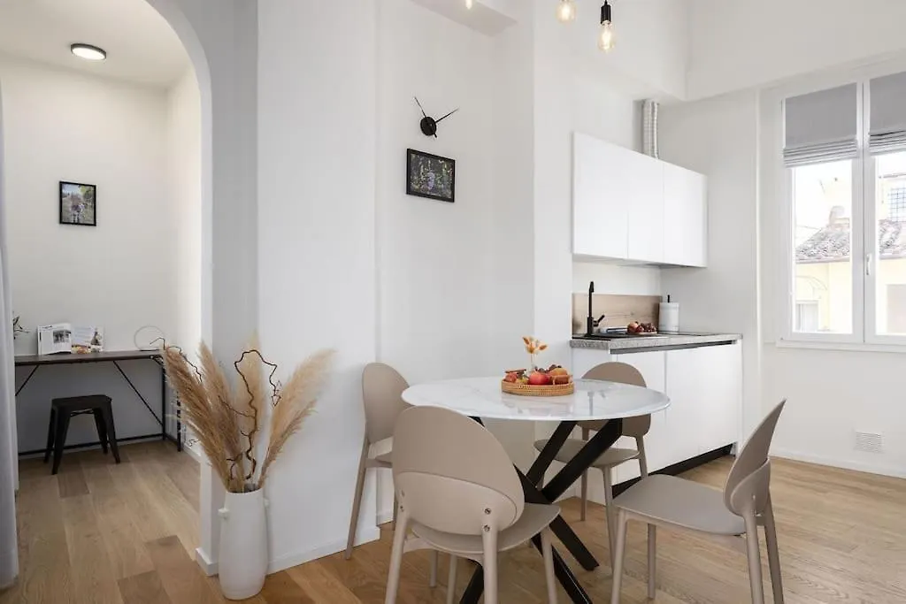 La Casa Di Ettore Florença 0*,